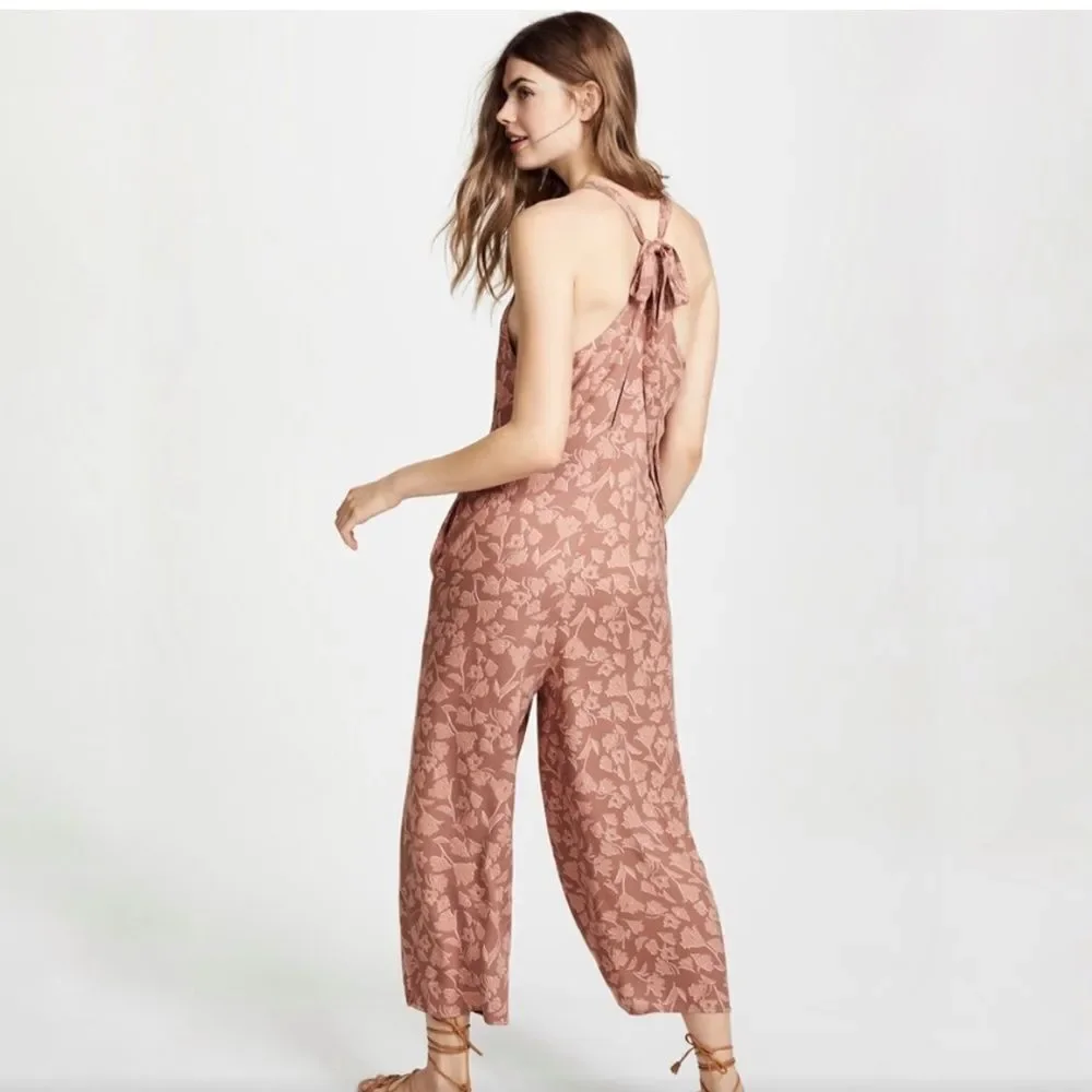 Knot Sisters Pretty Floral Cropped Jumpsuit size Large - Picture 2 of 10